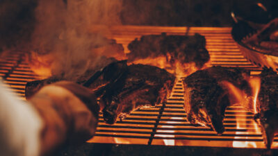 Barbecue au charbon de bois : notre guide pratique