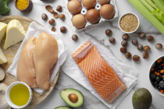 Brouillard mental et alimentation : le lien méconnu avec les protéines