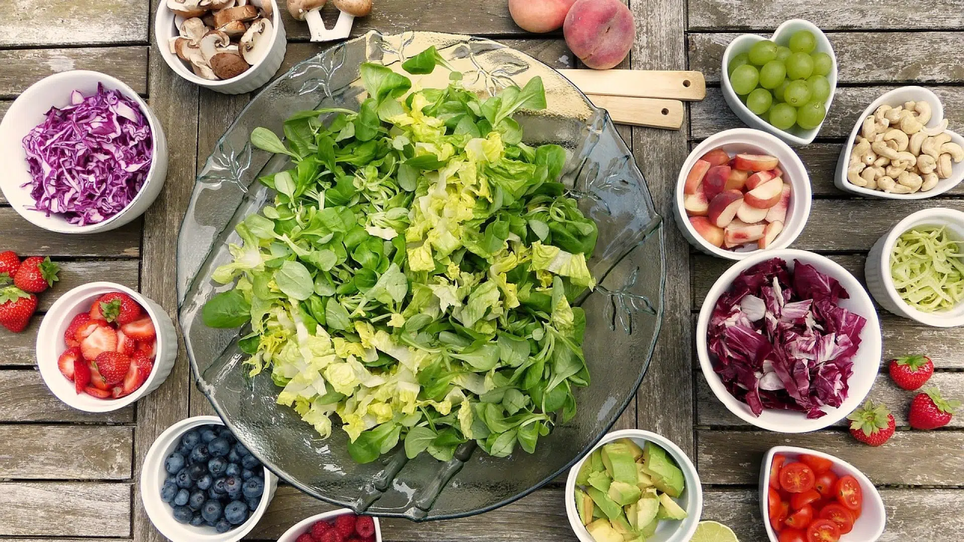 Une huile d'olive aromatisée pour déguster de bonnes salades