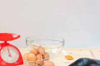 Tasses, cups, cuillères : le guide pour ne plus se perdre dans les mesures des recettes étrangères